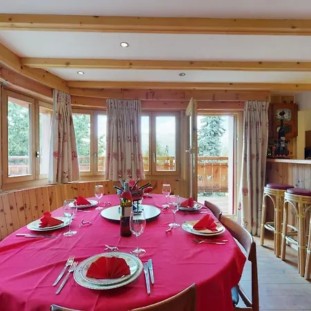 Les Chanterelles Cosy & Quiet Chalet 12 Pers