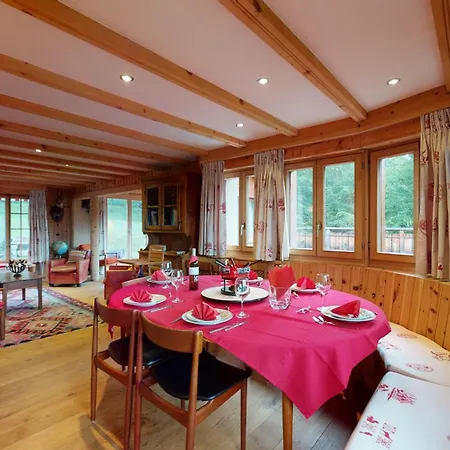 Chalet Les Chanterelles Cosy & Quiet Chalet 12 Pers